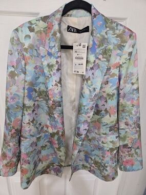 ZARA Floral Pastel Blazer - Women's XS